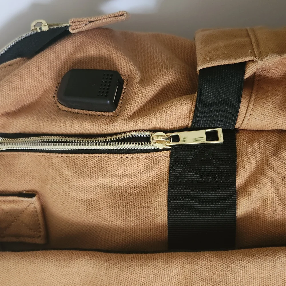 Tan Canvas Travel Bag - Picture 4 of 8